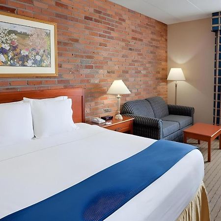 Holiday Inn Express Toronto East - Scarborough By Ihg Luaran gambar