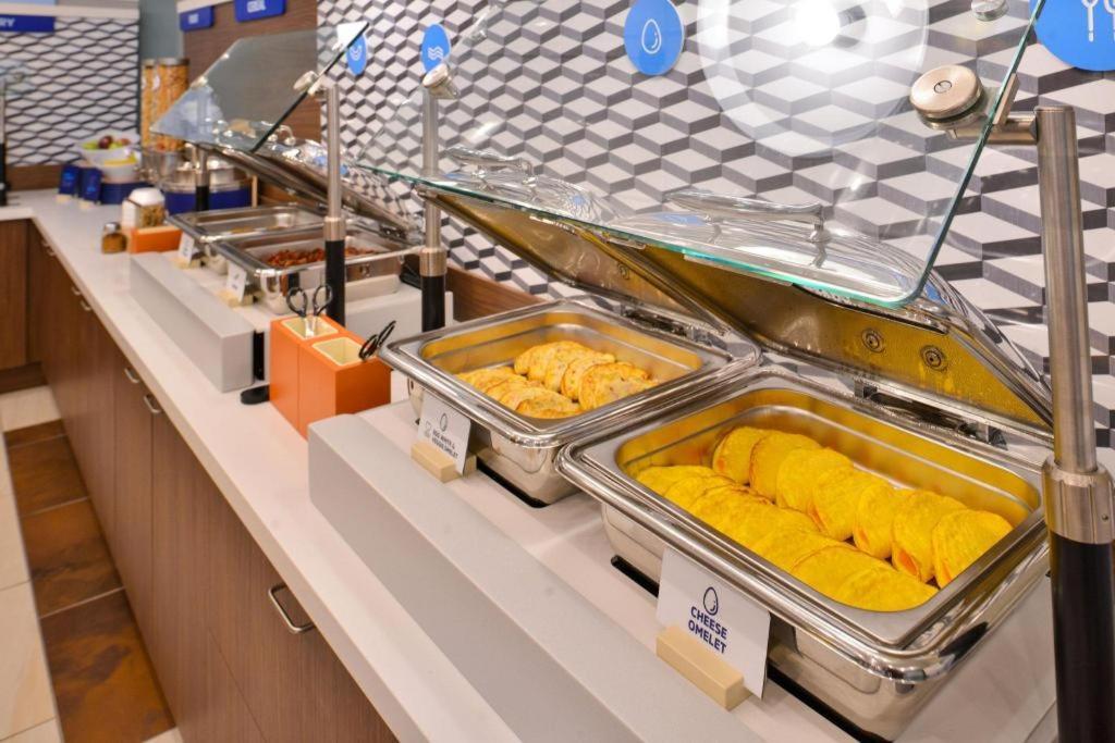 Holiday Inn Express Toronto East - Scarborough By Ihg Luaran gambar