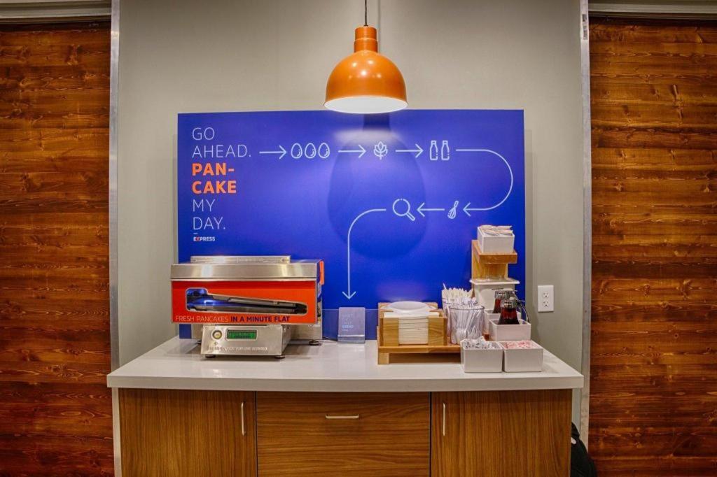 Holiday Inn Express Toronto East - Scarborough By Ihg Luaran gambar