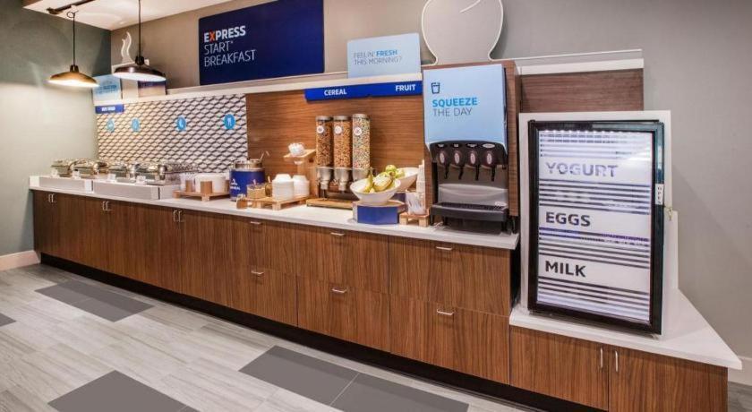 Holiday Inn Express Toronto East - Scarborough By Ihg Luaran gambar
